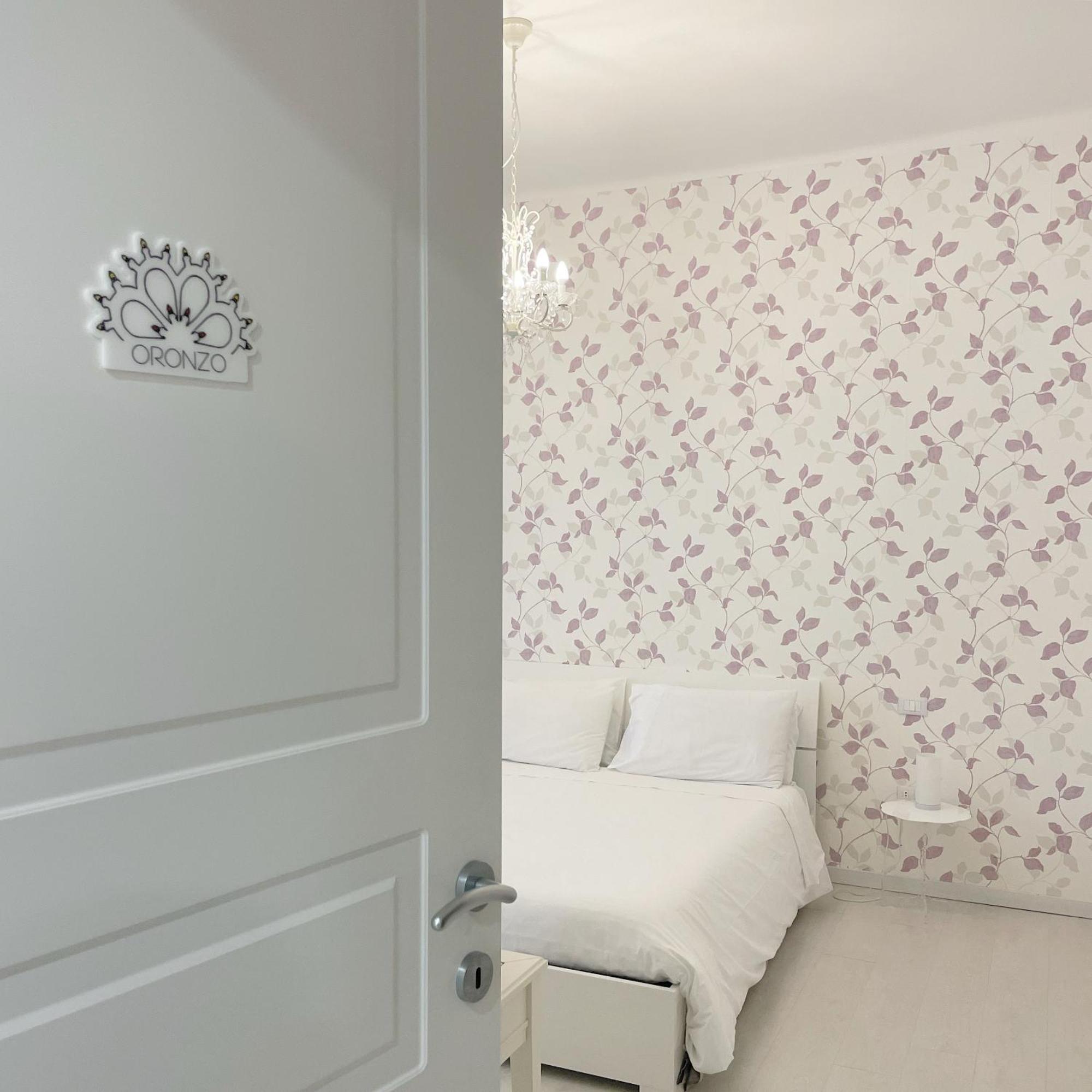 Bed and Breakfast Dai 3 Santi Lecce Exterior foto